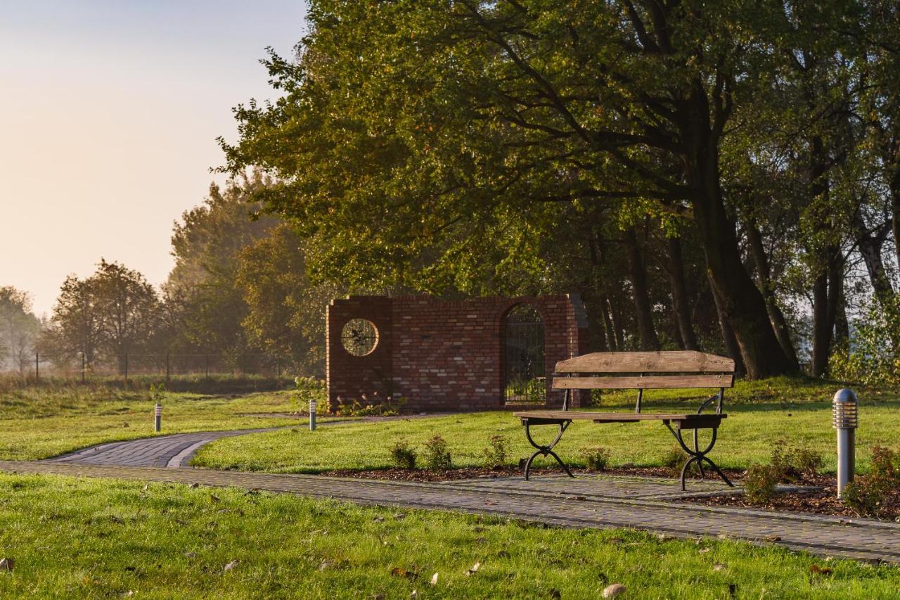 Zajazd U Dziadka Opole Exterior foto